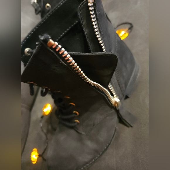 ALDO Black Microfiber Suede Lace Up zipper Boots sz6.5 - Picture 9 of 9